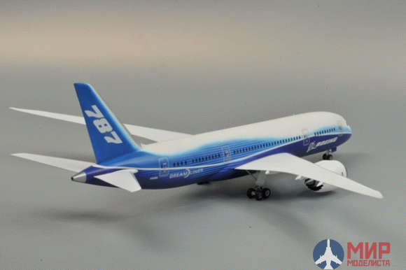 7008 Звезда 1/144 Пассажирский авиалайнер "Боинг 787-8 Дримлайнер"