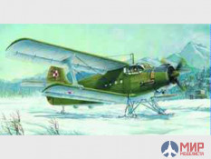 01607 Trumpeter 1/72 Самолет Ан-2М на лыжах