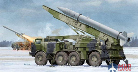 01025 Trumpeter 1/35 Ракетный комплекс "Луна-М" Russian 9P113 TEL w/9M21 Rocket of 9P52 Luna-M