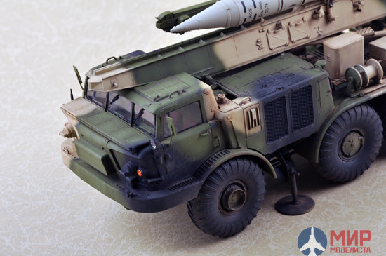 01025 Trumpeter 1/35 Ракетный комплекс "Луна-М" Russian 9P113 TEL w/9M21 Rocket of 9P52 Luna-M