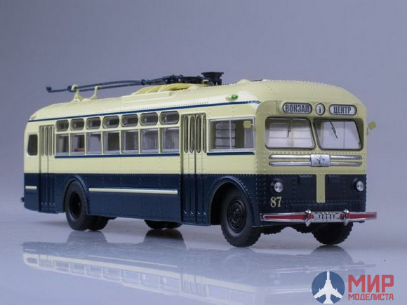 4003KIT AVD Models  1/43 Сборная модель Троллейбус МТБ-82 1962Г
