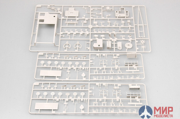 00362 Trumpeter 1/35 Транспортер Pz.Kpfw.IV Ausf.D/E Fahrgestel