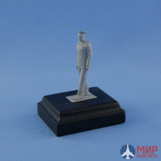 NS-F-72008 North Star Model 1/72 Фигура Yuri Gagarin,First Man in Space.Resin fig. with wooden base