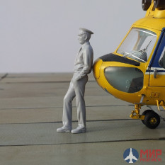 NS-F-72009 North Star Models 1/72 Фигура Soviet Civil Aviation pilot - Mimino