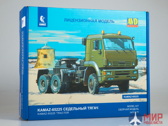 1456AVD AVD Models 1/43 Сборная модель КАМАЗ-65225 седельный тягач