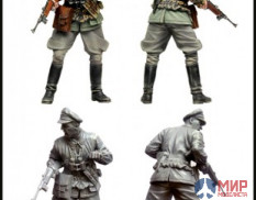 EM-35051 Evolution Miniatures SS Officer , WW2