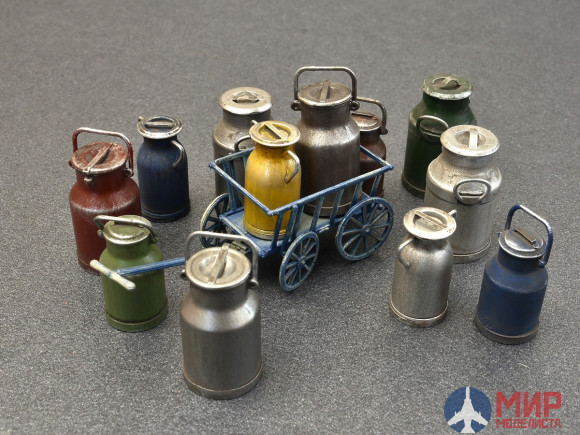 35580 MiniArt аксессуары  MILK CANS WITH SMALL CART  (1:35)