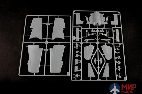 80359 Hobby Boss  Самолёт F6F-3 Hellcat (1:48)