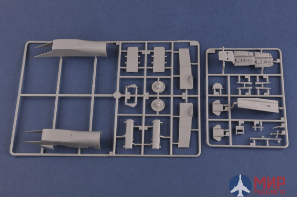 81713 Hobby Boss самолёт  S-27UB Flanker C  (1:48)