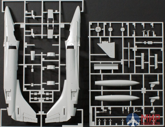 07377 Hasegawa Самолет A-4E Skyhawk USS Midway 1/48