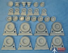 Ns35030 North Star Models 1/35 Колеса KrAZ-214 (Roden model kit)