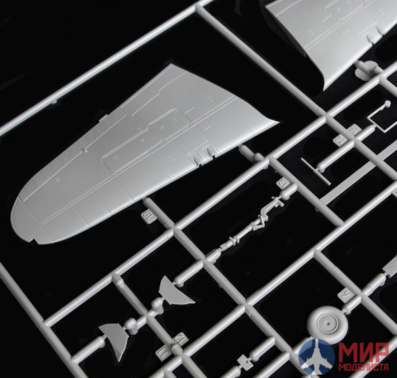 07428 Hasegawa Самолет Mitsubishi J2M3 Raiden (JACK) TYPE 21 TATSUMAKI Unit 1/48