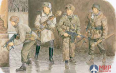 6095 Dragon 1/35 Солдаты TOTENKOPF Division (BUDAPEST 1945)