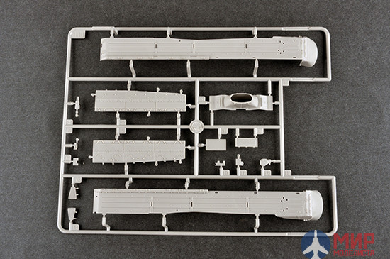 09525 Trumpeter 1/35 Российский основной танк -80У