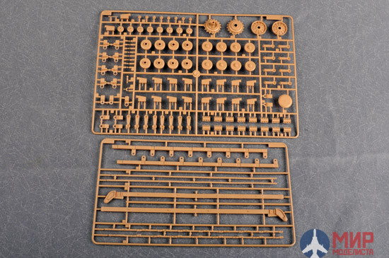 00208 Trumpeter 1/35 Германское Ж/Д орудие Morser Karl-Gerat 040/041 on railway transport