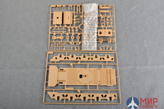 00208 Trumpeter 1/35 Германское Ж/Д орудие Morser Karl-Gerat 040/041 on railway transport