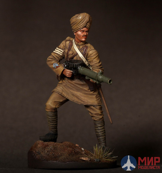 CHM-54015(M) Chronos Miniatures 54mm Сержант индийского пехотного полка с пулеметом Lewis,1916-18 гг