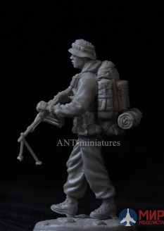 35-132 ANT-miniatures 1/35 Пулеметчик спецназа. Россия