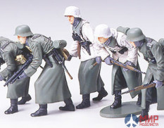 35256 Tamiya 1/35 Немецкие солдаты зимой german assault  infantry winter