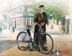 MB35166 Master Box 1/35 Фрау Мюллер. Женщина и женский велосипед,Европа, период Второй мировой войны