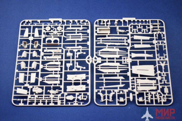 KН80106 Kitty Hawk Самолет BAe Jaguar GR.1/GR.3 1/48