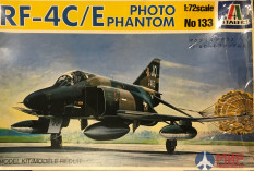 0133 Italeri 1/72 RF-4C/E PHANTOM