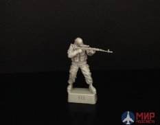 ТБ5002 Студия "Три богатыря" 1/35 Боец ДНР со снайперской винтовкой