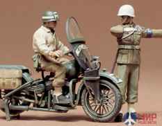 35084 Tamiya 1/35 Американский мотоциклист и регулировщик