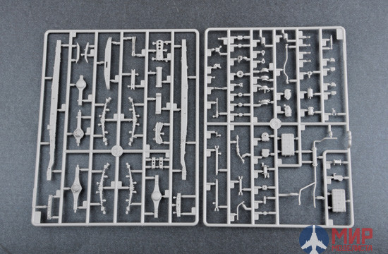 01016 Trumpeter 1/35 Автомобиль ГАЗ-66 GAZ-66 Light Truck I