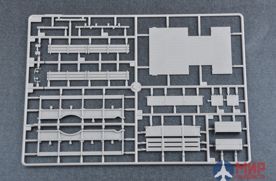 01016 Trumpeter 1/35 Автомобиль ГАЗ-66 GAZ-66 Light Truck I