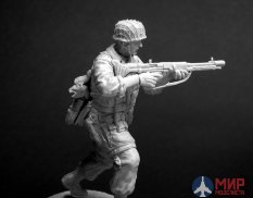 CHM-54064(M) Chronos Miniatures 54 mm Немецкий парашютист (два варианта голов), 1943-45 гг. Металл