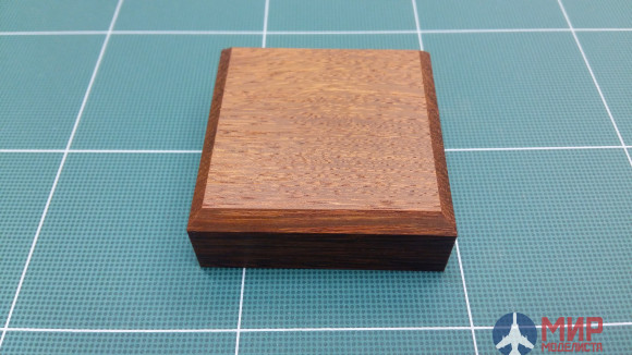 RV-039 Rostov Подставка квадратная низкая сукупира 50x50х20mm