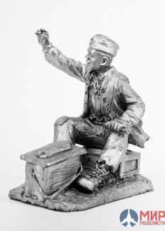 202  Ратник 54 мм  Мальчик - чистильщик обуви, 1944 г.   олово