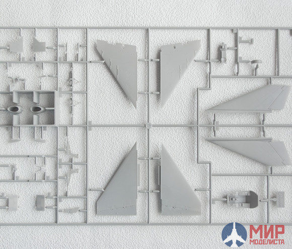 07241 Hasegawa 1/48 Самолет J35F/J Draken (Swedish Air Force Interceptor)