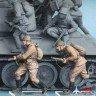 Т-35013 ТАНК 1/35 Сов.танковый десант