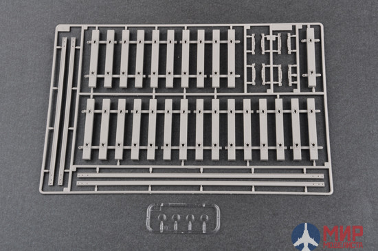 00223 Trumpeter 1/35 Бронепоезд немецкий №16