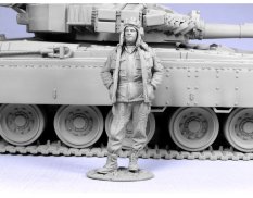 Т-35054 ТАНК Российский танковый офицер 1/35