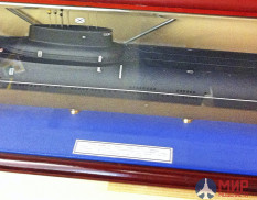 AR01 1/300 Собранная и окрашенная подводные лодка проект 941 "Акула"