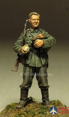 35-035 ANT-miniatures 1/35 Немецкий солдат 1941 г.