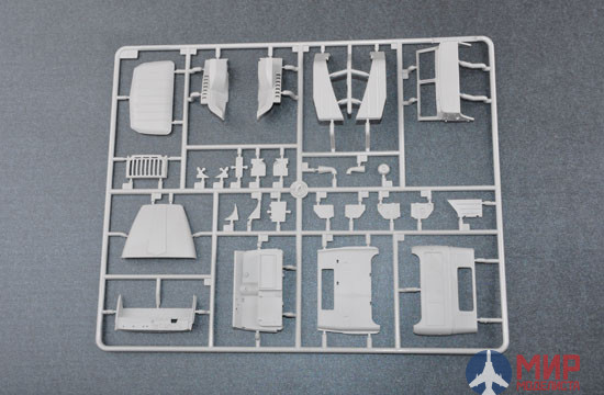 01014 Trumpeter 1/35 Реактивная установка БМ-21 "Град" Russian BM-21 Grad Late Version