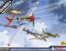 12435 Academy 1/72 Самолет P-51D Mustang и Me 262A-1a