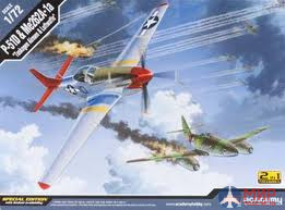 12435 Academy 1/72 Самолет P-51D Mustang и Me 262A-1a