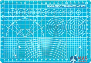 74142 Tamiya Пластик А5 для разметки, резки и дизайнерских работ (не повреждается) голубого цвета.