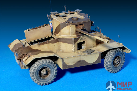 35155 MiniArt бронеавтомобиль  AEC Mk.II ARMOURED CAR  (1:35)