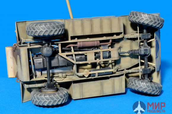 35155 MiniArt бронеавтомобиль  AEC Mk.II ARMOURED CAR  (1:35)