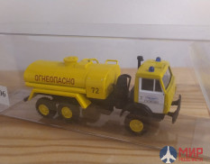 А006 Автомобиль 1/87 H0