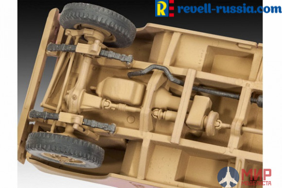 03246 Revell Автомобиль  British 4x4 Off-Road Vehicle Series III (109"/LWB) 1/35