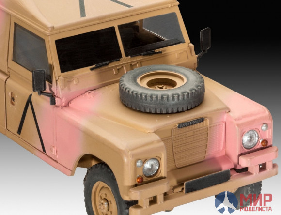 03246 Revell Автомобиль  British 4x4 Off-Road Vehicle Series III (109"/LWB) 1/35