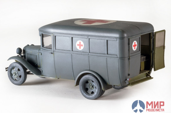 35160 MiniArt автомобиль  03-30 AMBULANCE  (1:35)