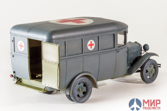 35160 MiniArt автомобиль  03-30 AMBULANCE  (1:35)